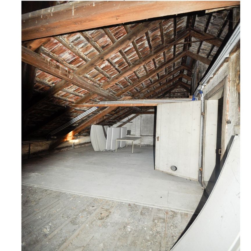 Villa in gut frequentierter und auch repräsentativer Lage! Ideal als Rechtsanwaltskanzlei oder Praxisraum und dgl. geeignet - Photo 1