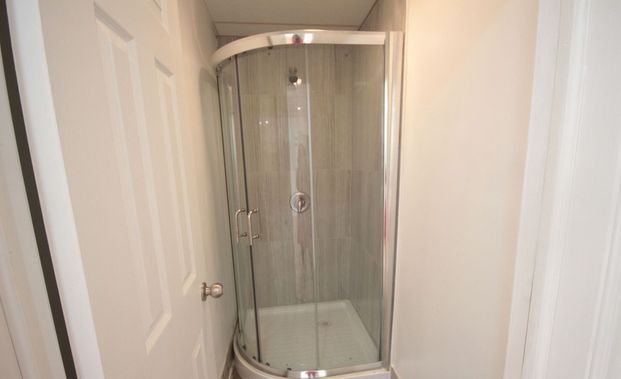For Lease - 2444 Kingston Road Unit# Unit 1, Toronto, Ontario - Photo 1