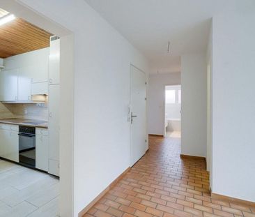 Lovely view in friendly residential area - Photo 3