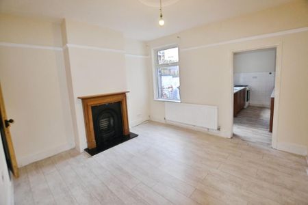 2 bedroom terraced house to rent - Photo 2