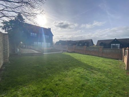 Price £6,895 pcm - Available 05/11/2025 - Unfurnished - Photo 5