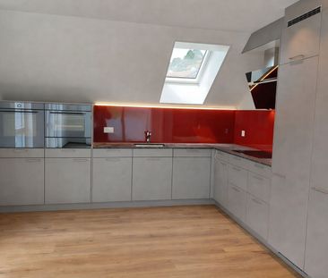 Generous penthouse apartment with its own attic and beautiful views - Foto 3