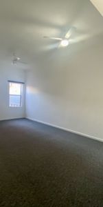 2 & 3/659 Hunter Street Newcastle West NSW - Photo 3