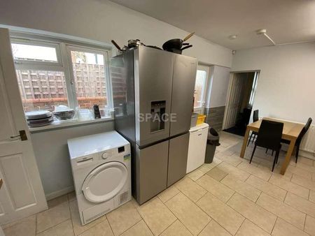 College Road, Reading, RG6 - Photo 3