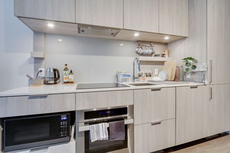 For Lease - 28 Ann Street Unit# 411, Mississauga, Ontario - Photo 2