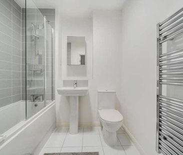 Grahame Park Way, Colindale, NW9 - Photo 6