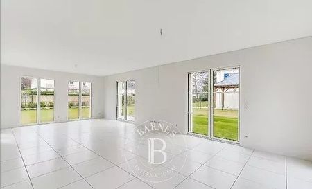 Le service location de la Maison BARNES vous propose ce bien : - Photo 3