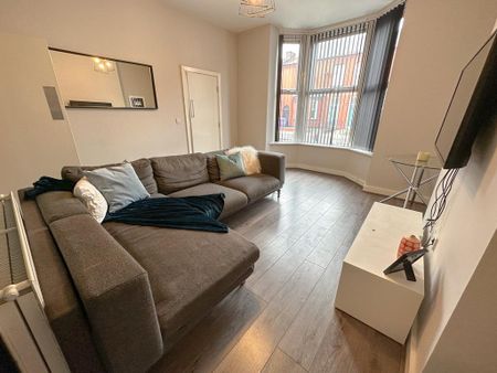 5 bedroom house to rent - Photo 2