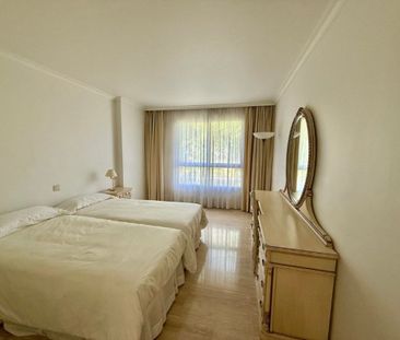 2 room luxury Apartment for rent in Marbella, Andalusia - Photo 3