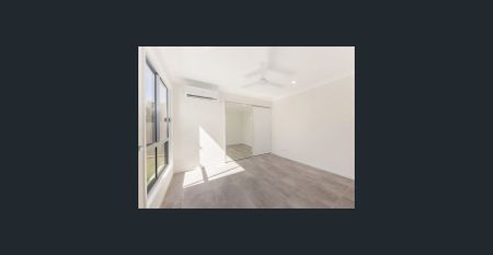 Easy Living 2 Bedroom Home Waiting For You To Move In! - Photo 2