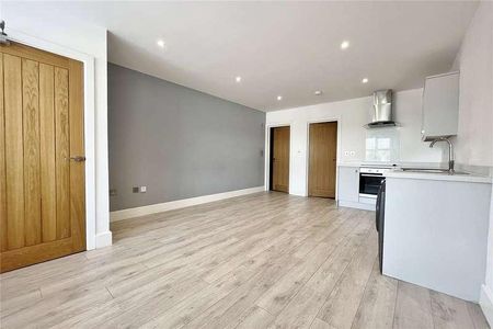 New Oaks House, Church Road, Horley, Surrey, RH6 - Photo 2