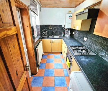 2 bedroom terraced house to rent - Photo 5