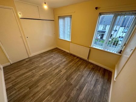 Bann Drive, Waterside, L'Derry, BT47 2HN - Photo 4