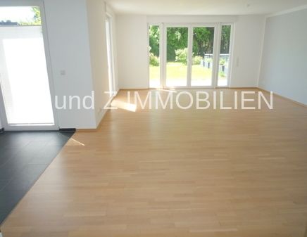 ** Außergewöhnliche helle und großzügige 2,5 - Zimmer Terrassenwohnung mit Garten ! - Photo 1