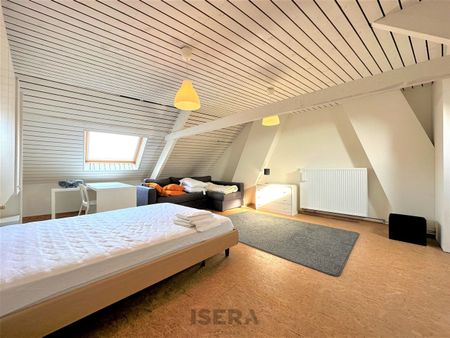 Herenwoning met drie slaapkamers op centrale ligging te Sint-Andries - Photo 3