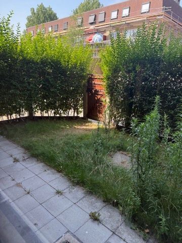 Deels gerenoveerd gelijkvloers appartement. - Foto 4