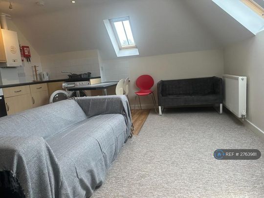 2 bedroom flat to rent - Photo 1