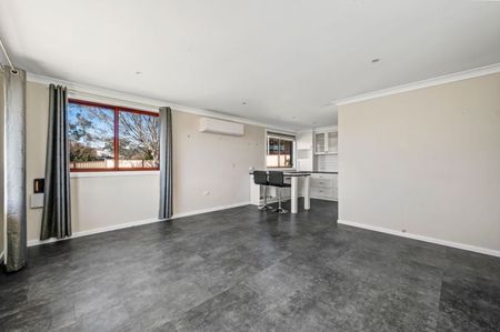 118 Fergus Road, Queanbeyan - Photo 3