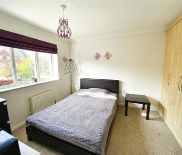 4 bedroom terraced house to rent - Photo 4
