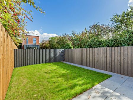 Terraced House to rent on - Photo 2