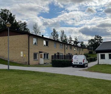 Adelswärdsvägen, Överum - Photo 1