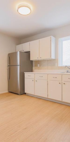 3 et demi bien entretenu à Longueuil! - Photo 1