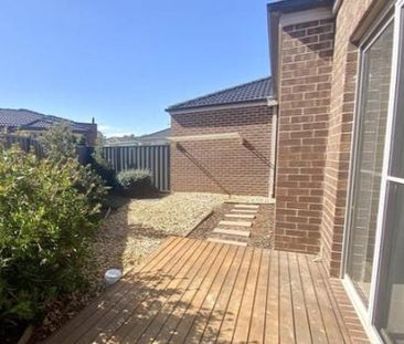 Living in a Prime Location! - Photo 1