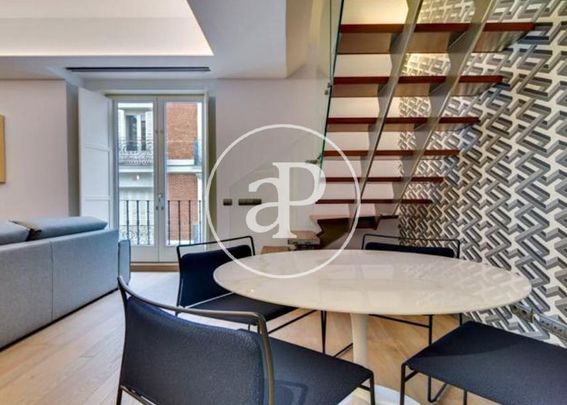 Luxury Apartment for rent in Madrid, Autonomous Region of Madrid - Photo 1