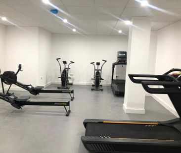 1 bedroom flat to rent - Photo 4