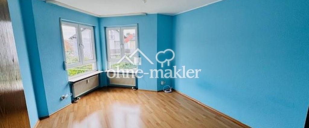 Helle und freundliche 3 Zimmer Wohnung Balkon Garage Küche - Foto 1