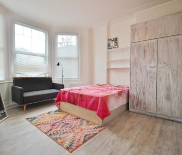 Studio to rent - Photo 5