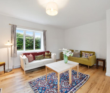 3 bedroom detached house to rent - Photo 2