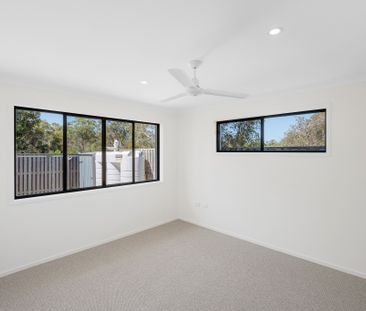 SPACE, STYLE, AND EASY LIVING AT 2 VALHALLA STREET! - Photo 3