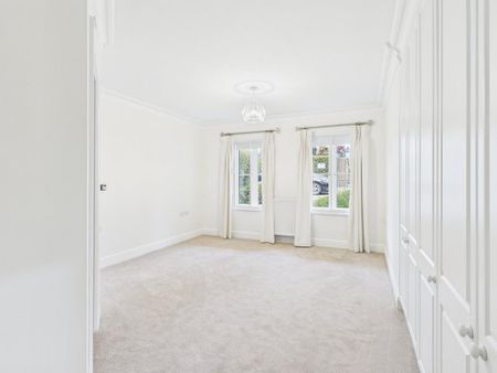 3 bedroom apartment to rent - Photo 3