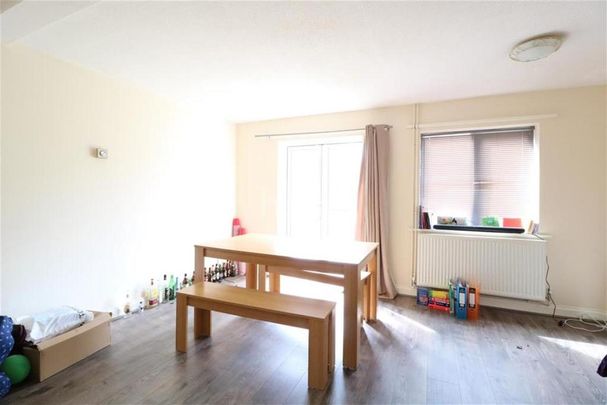 3 bedroom detached house to rent - Photo 1