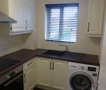 Winsford Court, Allesley Park, Coventry, CV5 - Photo 3