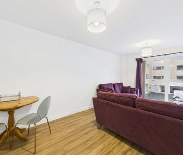 2 bedroom apartment to rent - Photo 6