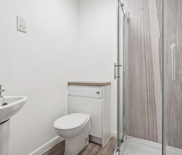 2 bedroom flat to rent - Photo 4