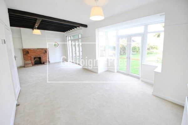 Salisbury Road, Worcester Park - Photo 1