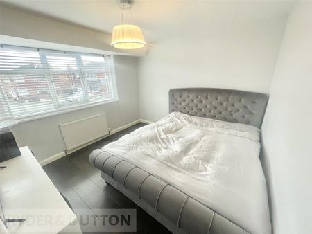 Moorside Crescent, Droylsden, Manchester, Greater Manchester, M43 - Photo 3