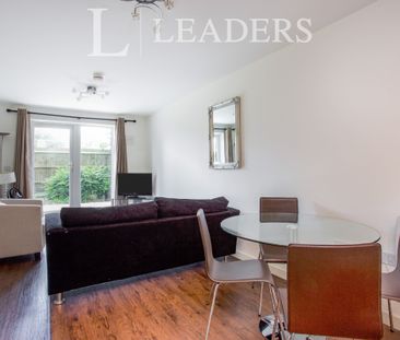 1 bedroom apartment to rent Nankeville Court, Guildford Road, GU22 - Photo 5