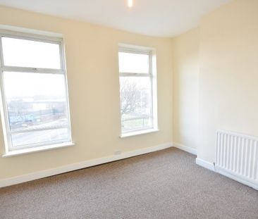 2 Bed - Shield Street, Newcastle Upon Tyne - Photo 4