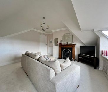 3 bedroom apartment to rent - Photo 3