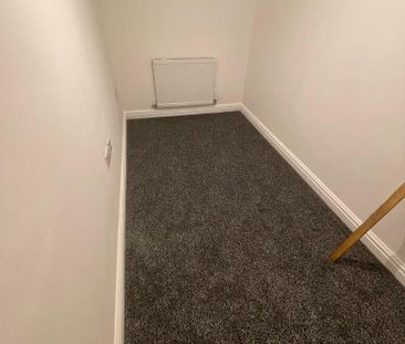 3 bedroom apartment to rent - Photo 2