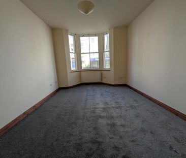 48 Albemarle Crescent, Scarborough, North Yorkshire - Photo 1