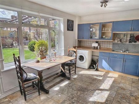 3 bedroom house to rent - Photo 3