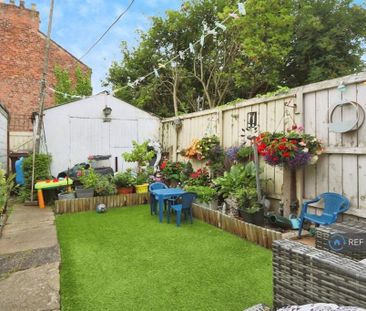 3 bedroom terraced house to rent - Photo 2