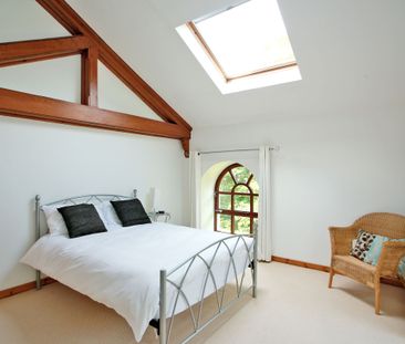 4 bedroom semi-detached house to rent - Photo 1