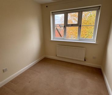 Frost Road, Wellesbourne - Photo 2