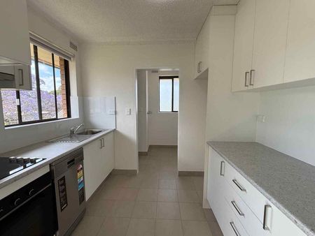 11/94 Windsor Road Dulwich Hill - Photo 5